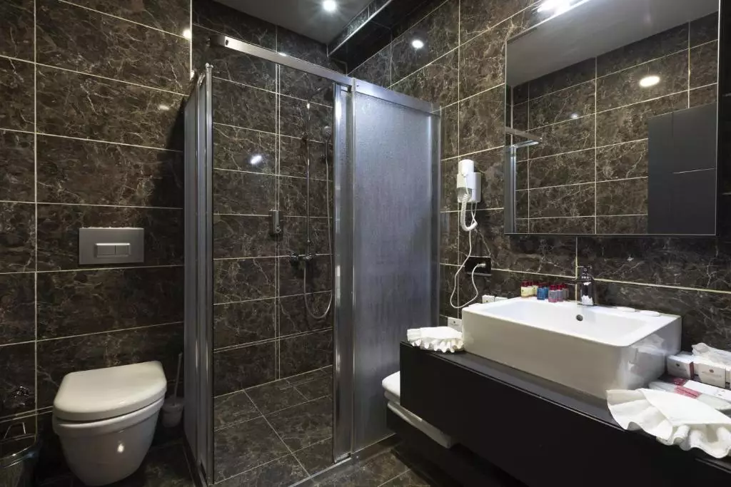 Euphoria Apartments